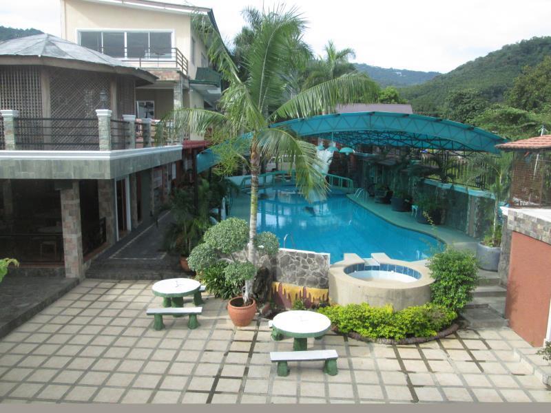 Villa Khristalene Batangas Eksteriør bilde